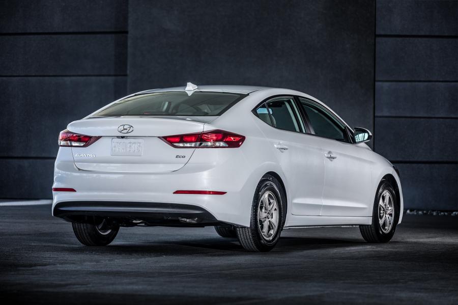  Hyundai Elantra Eco 2016 года  (фото 4 из 13)